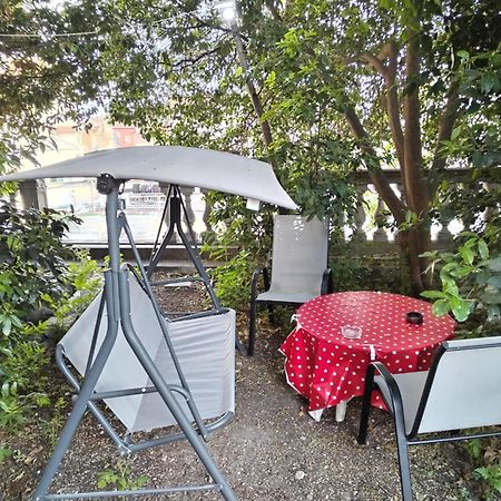 Apartament Garden In The Center Split Pokój zdjęcie